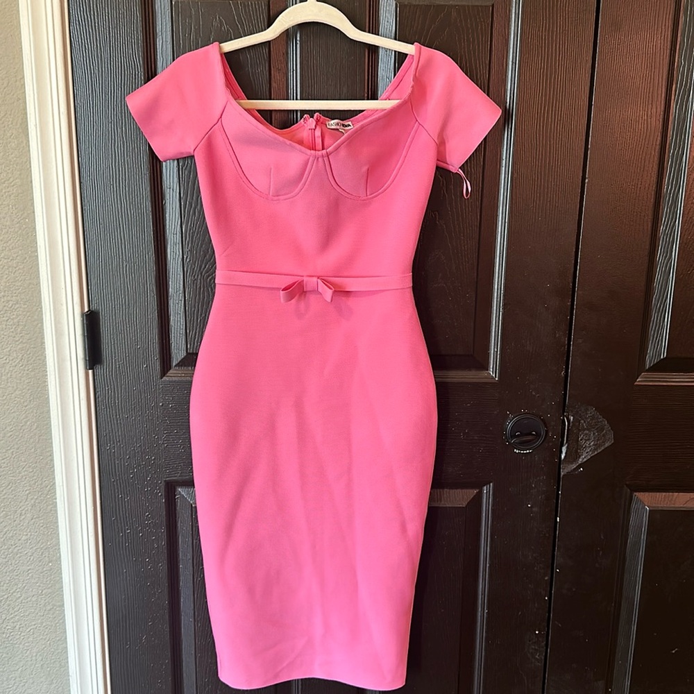Pink dress